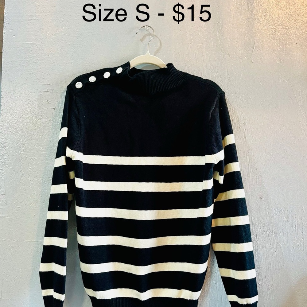 Striped Black and White Women's Sweater